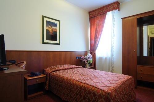 Hotel Cristallo 3*